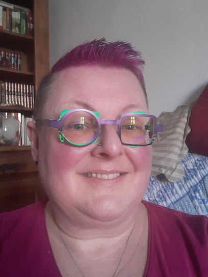 magnétiseuse Sandrine derlot, Praticien de Médecine Alternative à Séreilhac