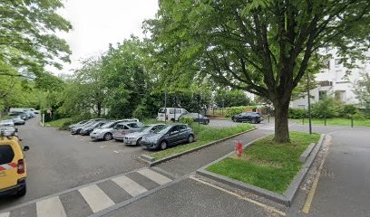 Hermann Mbongo, Hypnothérapeute à Évry