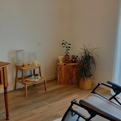 Réflexologie, Nutrition, Micronution, Massages Bols Tibétains, Aromathérapie, Massages Et Soins Énergétiques, Vibre, Aime, Praticien de Médecine Alternative à Sanguinet