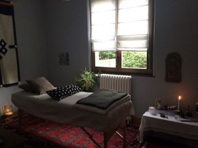 EQUILIBRIUM, Praticien de Médecine Alternative à Crazannes