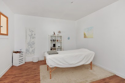 Valérie SEGRET - Sophrologue - Soins énergétiques - massages ventre Chi Nei tsang, Praticien de Médecine Alternative à Mont-près-Chambord