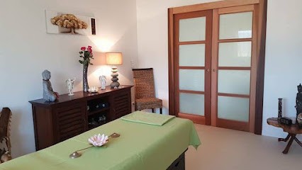 Danielle Paolini Magnétiseur, énergeticienne, praticienne et enseignante Reiki - Ajaccio - D'ici et d'ailleurs, Hypnothérapeute à Sarrola-Carcopino