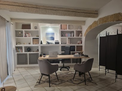 Cécile STANKOVIC - Psychopraticienne, Praticienne en hypnose et en Art thérapie, Praticien de Médecine Alternative à Istres