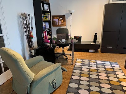 Emma Vassard Sophrologue Hypnothérapeute Et Coach, Certifiée RNCP, Praticien de Médecine Alternative à Maisons-Alfort