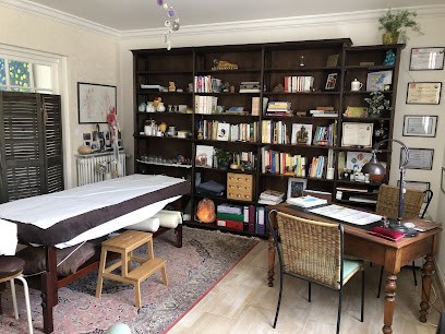 La Source, Praticien de Médecine Alternative à Saint-Loubouer