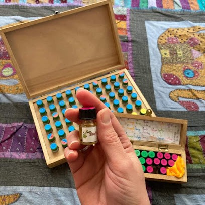 Alexandra Bernardo Olfactothérapeute et animatrice cercles de Pardon, Praticien de Médecine Alternative à Besançon