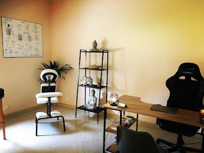 Guillaume - Ostéothérapeute - Massages thérapeutique et Magnétisme !, Praticien de Médecine Alternative à Saint-Calais