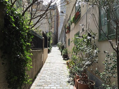 Julie Pone, Praticien de Médecine Alternative à Paris 18