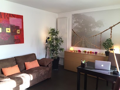 Lauras Anne Hypnothérapeute Tours & Saint Cyr Sur Loire (Hypnose Ericksonnienne, Hypnothérapie), Hypnothérapeute à Saint-Cyr-sur-Loire