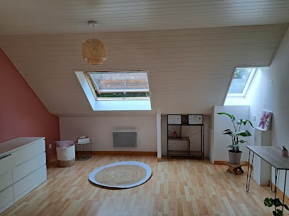 Céline Husson, Naturopathe, iridologue, réflexologie plantaire, Massages, reiki, Praticien de Médecine Alternative à Ploërmel