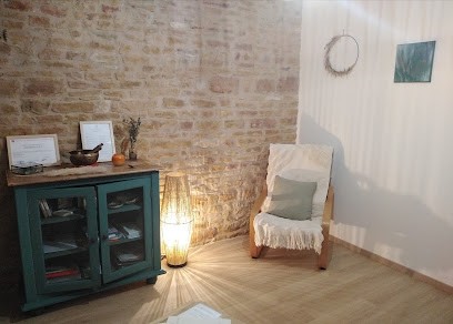 Marion Jambon - Sophrologue, Praticien de Médecine Alternative à Ville-sur-Jarnioux