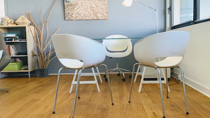 Camille SAINT-MARTIN Hypnose Ericksonienne, Hypnothérapeute à Anglet