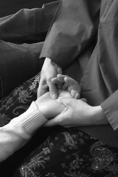 Sandra LEVY Shiatsu Thérapeutique/Santé & Équilibre Énergétique, Praticien de Médecine Alternative à L'Étang-la-Ville