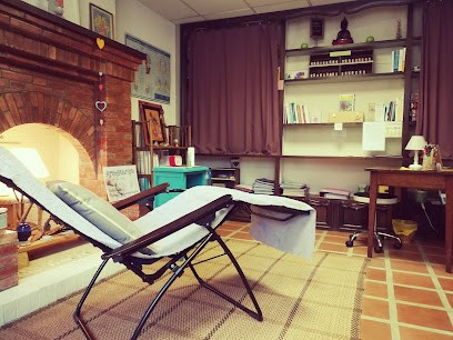 Christine Longueville : Cabinet D'accompagnement Thérapeutique Et Psychologique, Praticien de Médecine Alternative à Mazères-sur-Salat